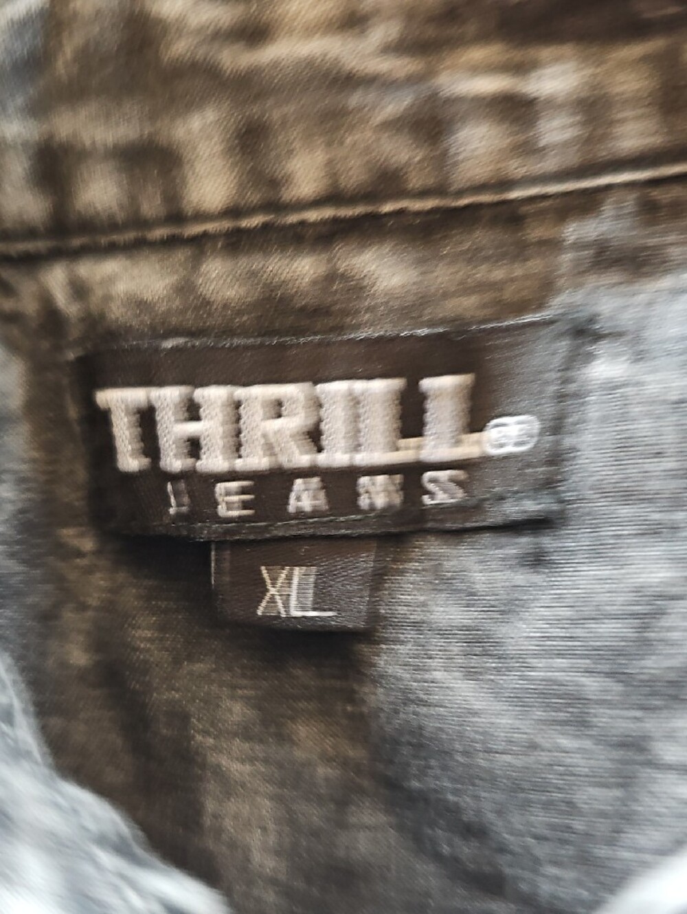 Thill Jeans Thou Shall Not Try Me Sarcastic Graphic Acid Wash Button-Up Top - Picture 10 of 15
